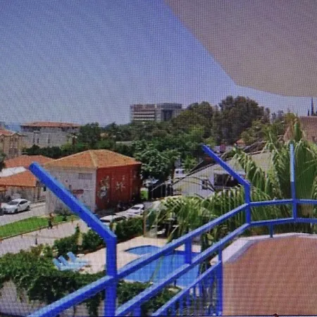 Aparthotel Forever Apart Side